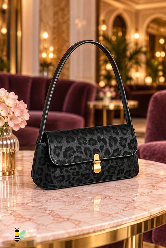 Wild Elegance Leopard Shoulder Bag | Black | front