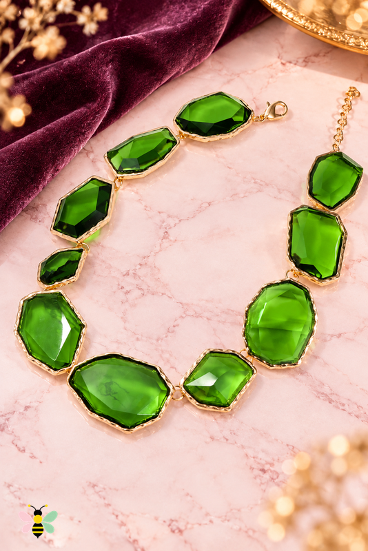 Paloma Geometric Resin Necklace | Green | front