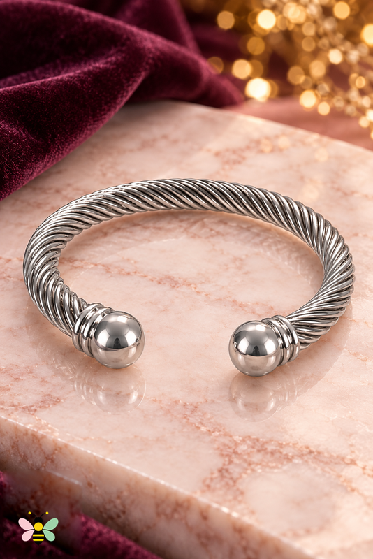 Portia Twisted Cable Cuff | Silver | front